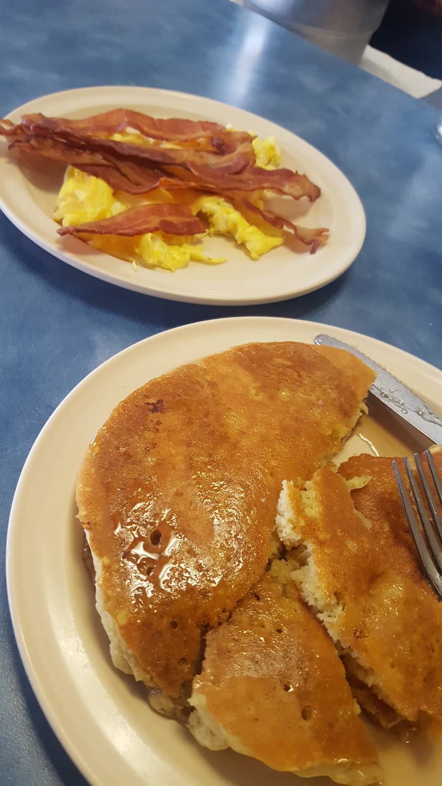 Petes Place Restaurant | restaurant | 3159 W Van Buren St, Chicago, IL 60612, USA | 7737228948 OR +1 773-722-8948