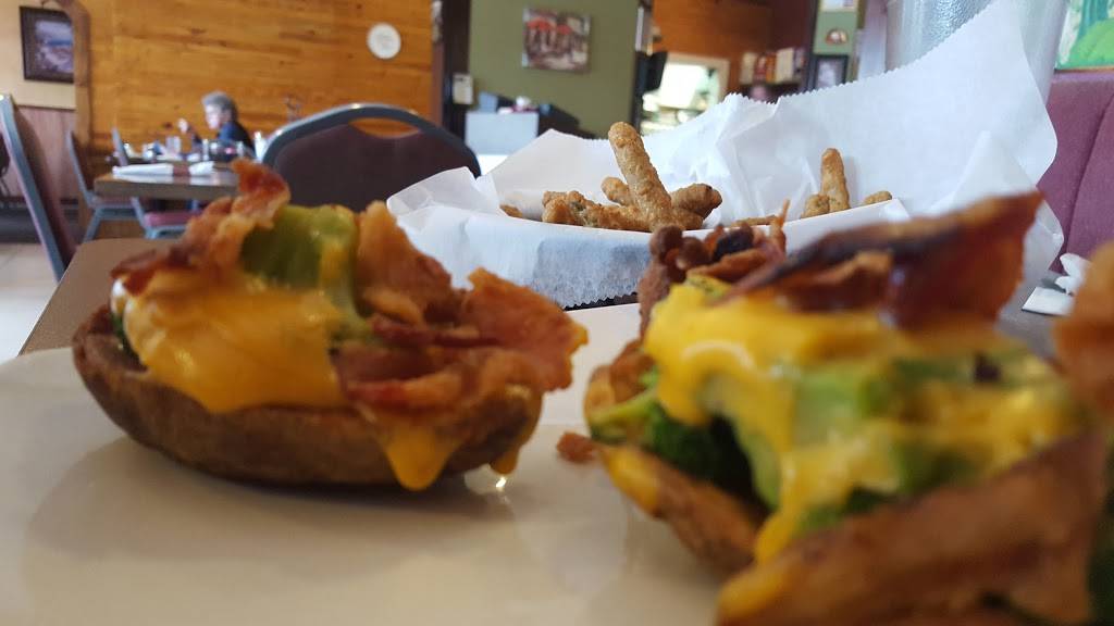 Annas Pizza & Italian Restaurant | restaurant | 128 Colonial Trail E, Surry, VA 23883, USA | 7572940702 OR +1 757-294-0702