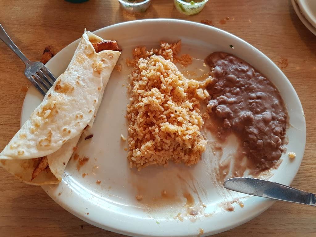 Gonzalez | restaurant | 367 W Jefferson Blvd, Dallas, TX 75208, USA | 2149465333 OR +1 214-946-5333