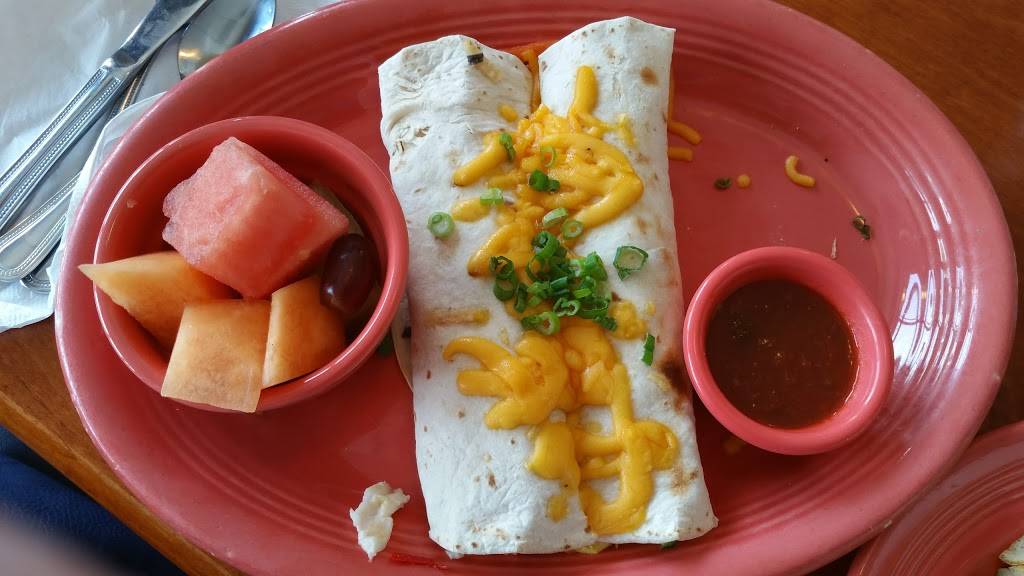 Le Peep - Village | restaurant | 6128 Village Pkwy, Houston, TX 77005, USA | 7135237337 OR +1 713-523-7337