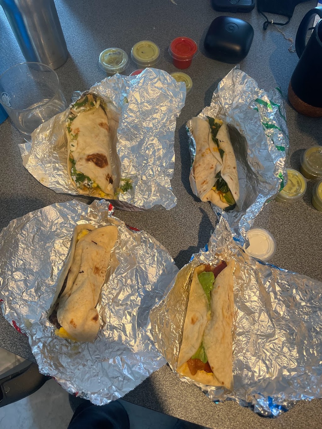 Hi-Lo Taco Co | restaurant | 300 E Girard Ave, Philadelphia, PA 19125, USA | 5163956558 OR +1 516-395-6558