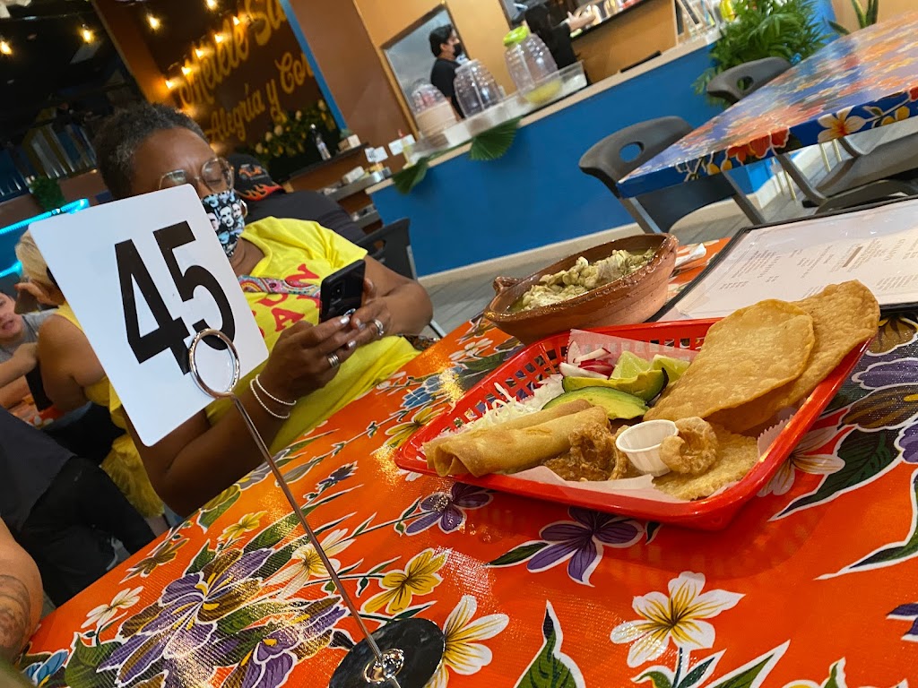 Sazón | restaurant | 7127 Pacific Blvd, Huntington Park, CA 90255, USA | 3234849657 OR +1 323-484-9657