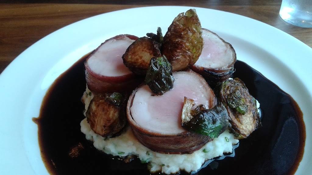 Firefly Kitchen | restaurant | 111 Green Bay Rd, Wilmette, IL 60091, USA | 2244082494 OR +1 224-408-2494