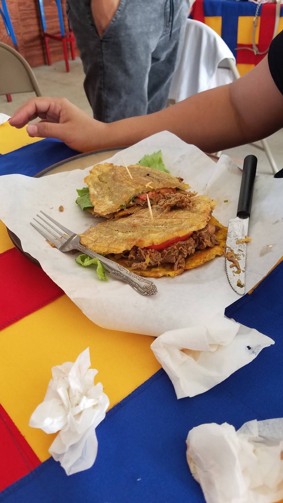 Rinconcito Colombiano | restaurant | 1048 Scotsdale Dr, Harvey, LA 70058, USA | 5049067568 OR +1 504-906-7568