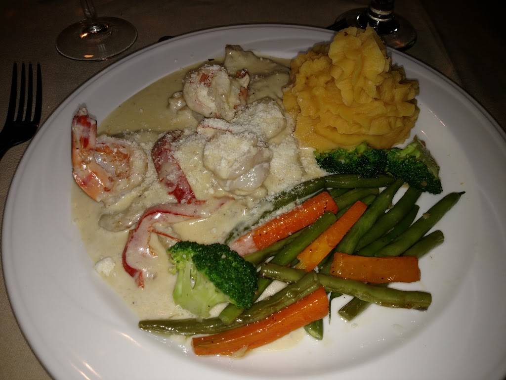 Villaggio Ristorante | restaurant | 677 Hooksett Rd, Manchester, NH 03104, USA | 6036272424 OR +1 603-627-2424