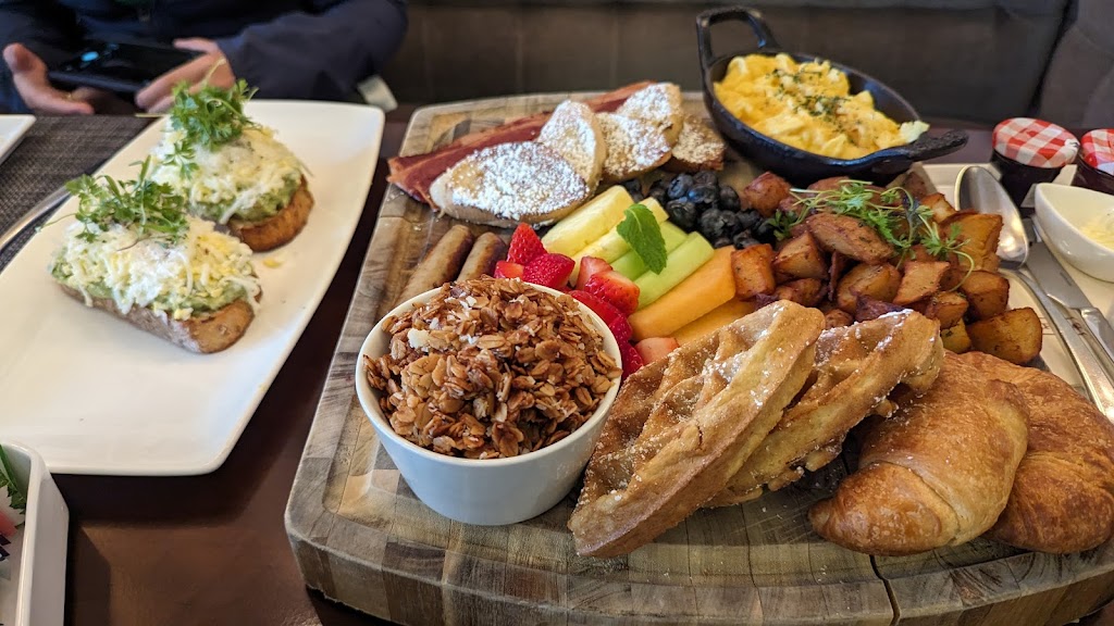 One Eleven | restaurant | 111 W Markham St, Little Rock, AR 72201, USA | 5013707011 OR +1 501-370-7011