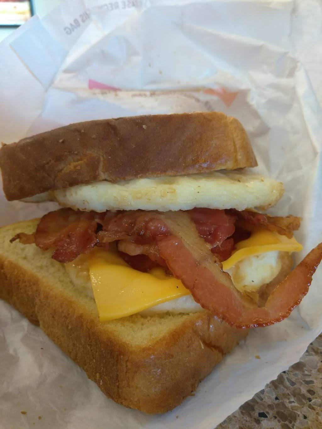 Dunkin Donuts | cafe | 3850 34th St S, St. Petersburg, FL 33711, USA | 7278677000 OR +1 727-867-7000