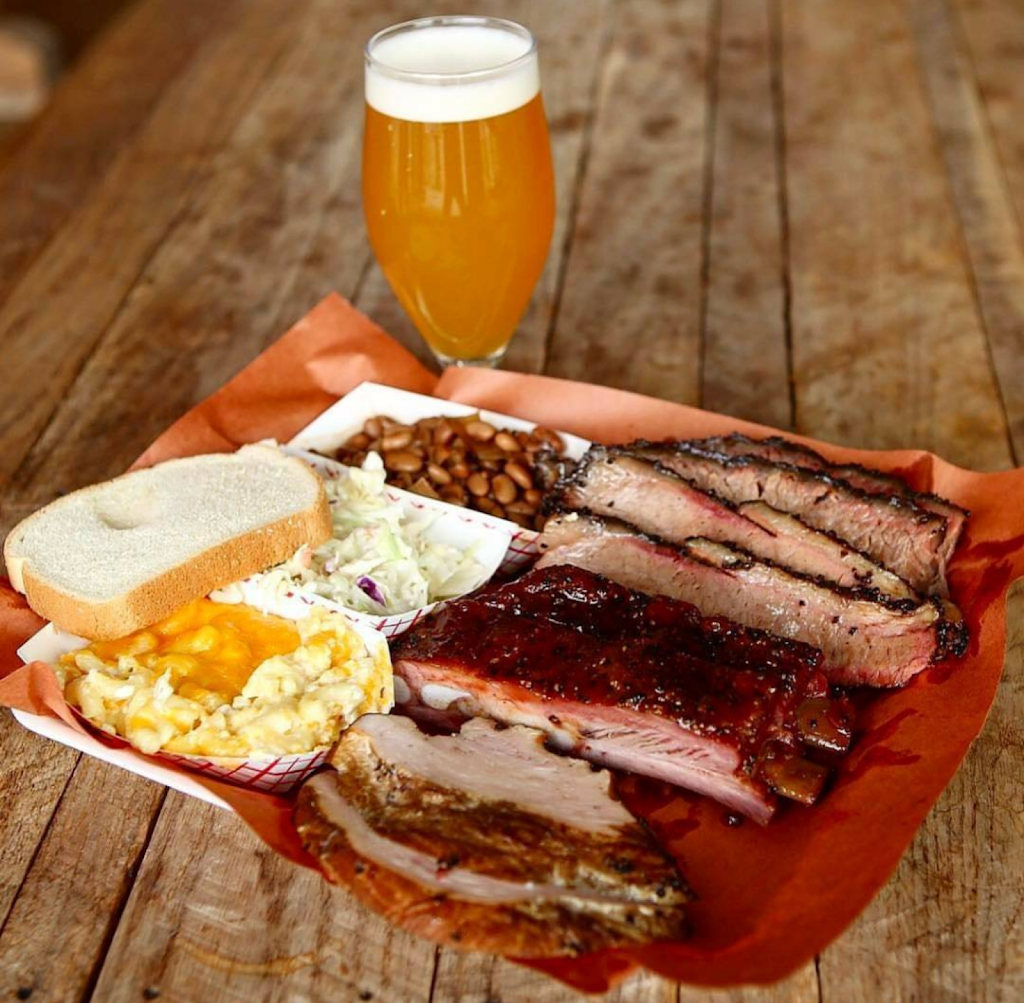 Red River Smokehouse | restaurant | 1074 Dam Neck Rd, Virginia Beach, VA 23454, USA | 7572880622 OR +1 757-288-0622