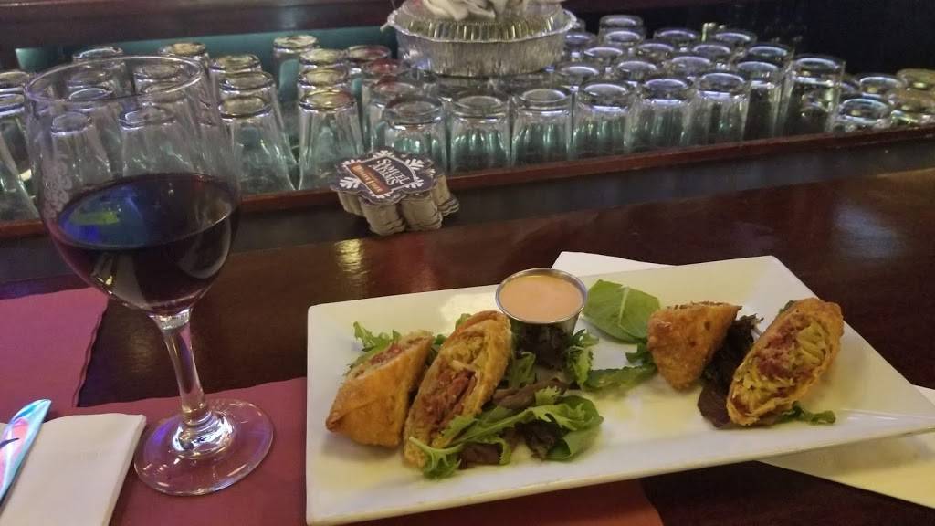 The St James | restaurant | 190 2nd St, Mineola, NY 11501, USA | 5167423040 OR +1 516-742-3040