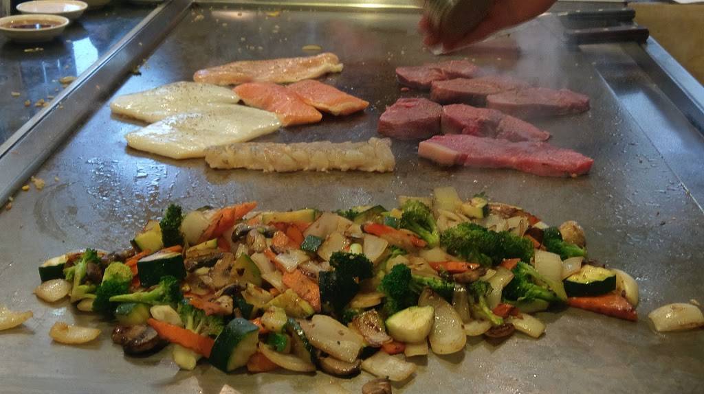 Osaka Hibachi & Sushi Bar | restaurant | 5201 W War Memorial Dr Suite 502, Peoria, IL 61615, USA | 3096919888 OR +1 309-691-9888