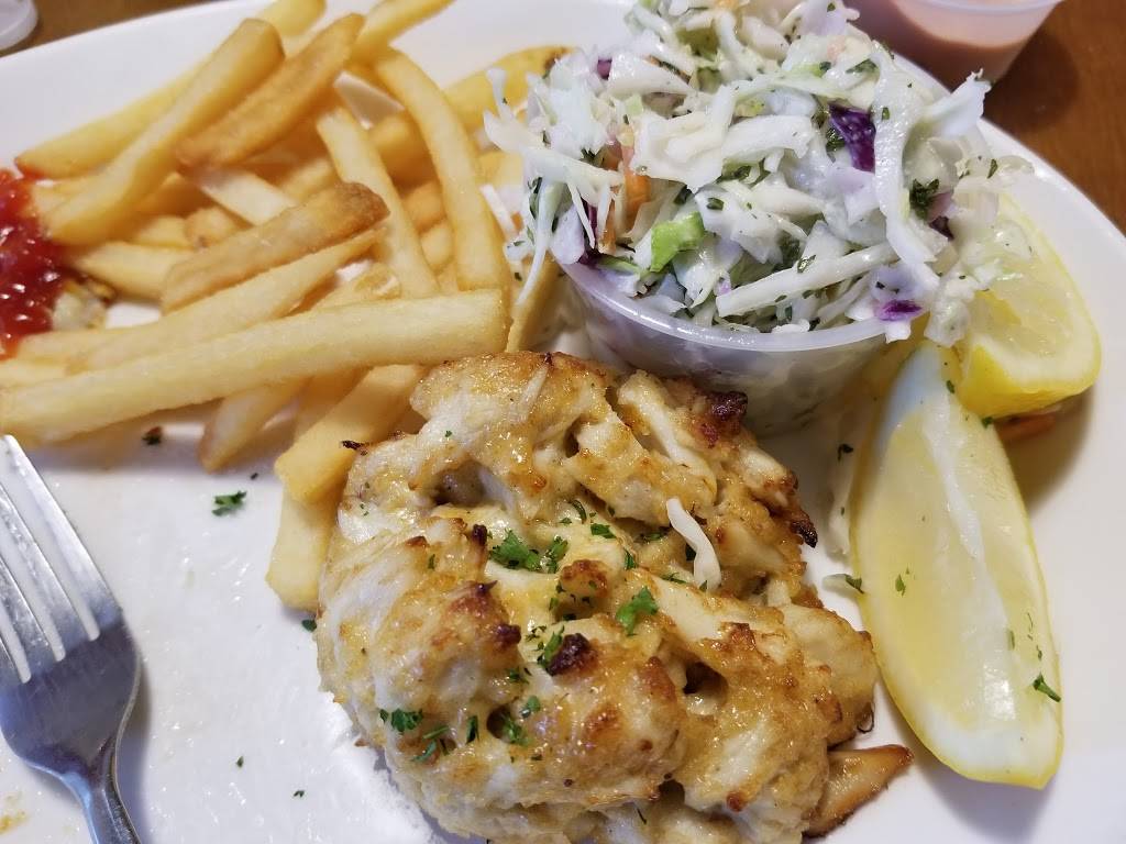 Eagle Grill & Oyster Bar | restaurant | 4636 Jog Rd, Greenacres, FL 33467, USA | 5619640009 OR +1 561-964-0009