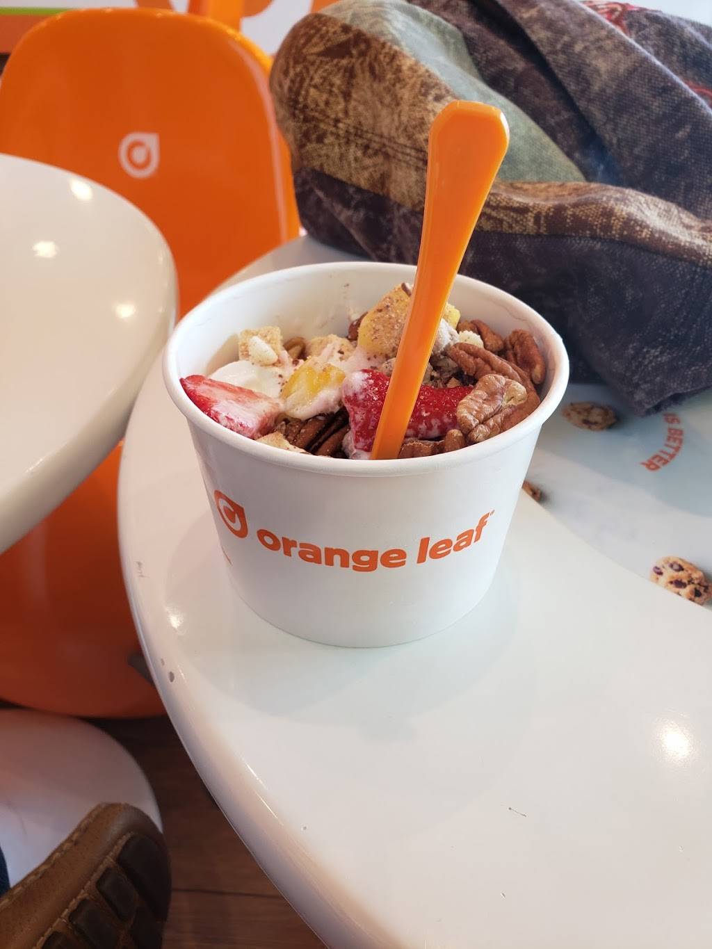 Orange Leaf Frozen Yogurt Bulverde Marketplace | restaurant | 17230 Autry Pond Rd Ste 111, San Antonio, TX 78247, USA | 2104370656 OR +1 210-437-0656