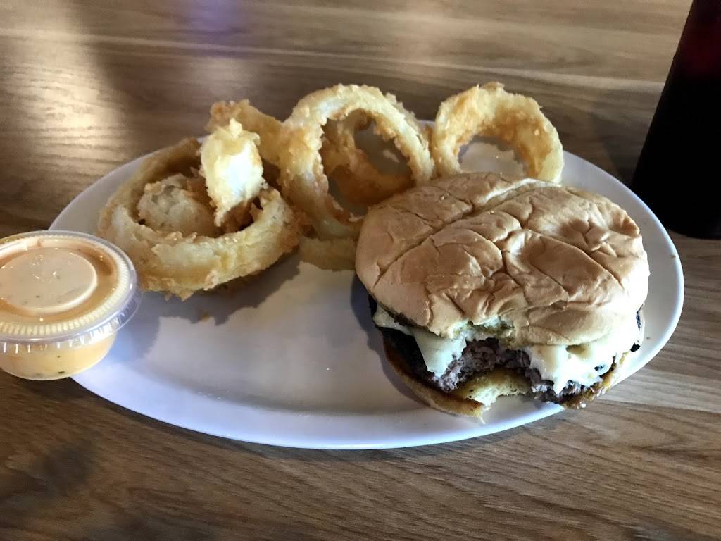 Dukes Brewhouse | restaurant | 4960 Florida Ave S, Lakeland, FL 33813, USA | 8636479464 OR +1 863-647-9464