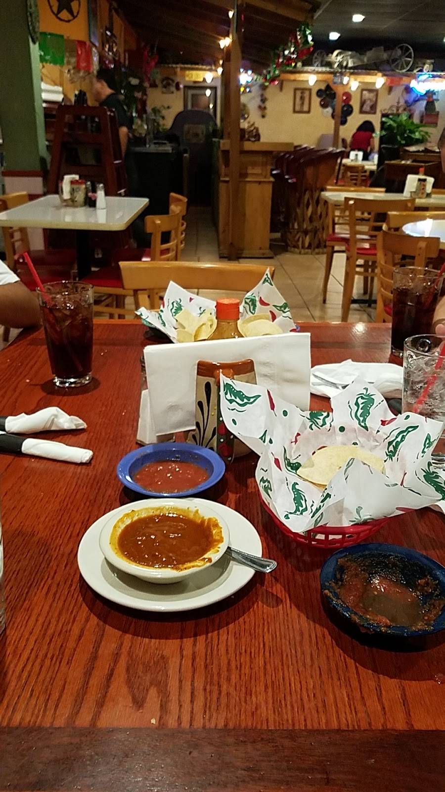 Chili Gordos Mexican Cafe | cafe | 1151 N Jupiter Rd, Richardson, TX 75081, USA | 9722342505 OR +1 972-234-2505