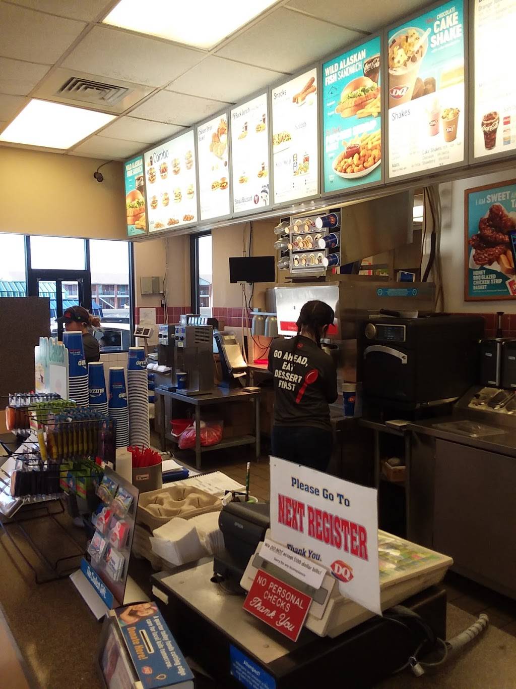 Dairy Queen | restaurant | 1958 E Wabash St, Frankfort, IN 46041, USA | 7656548221 OR +1 765-654-8221