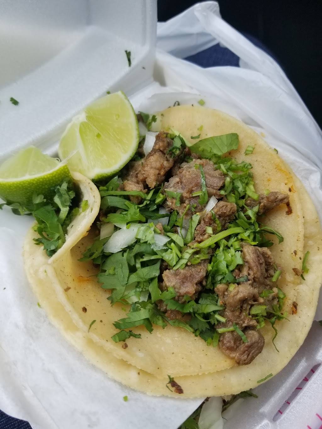 Los Francos Taco Truck | restaurant | 12051 SE Stark St, Portland, OR 97216, USA | 5034737066 OR +1 503-473-7066