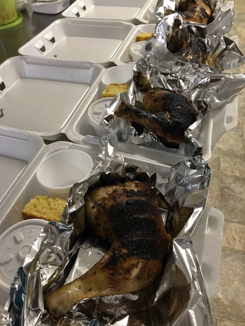 Dn’D Family Farms The Smoky Pig | restaurant | 8495 Woodbury Pike, Hollidaysburg, PA 16648, USA | 8143175234 OR +1 814-317-5234