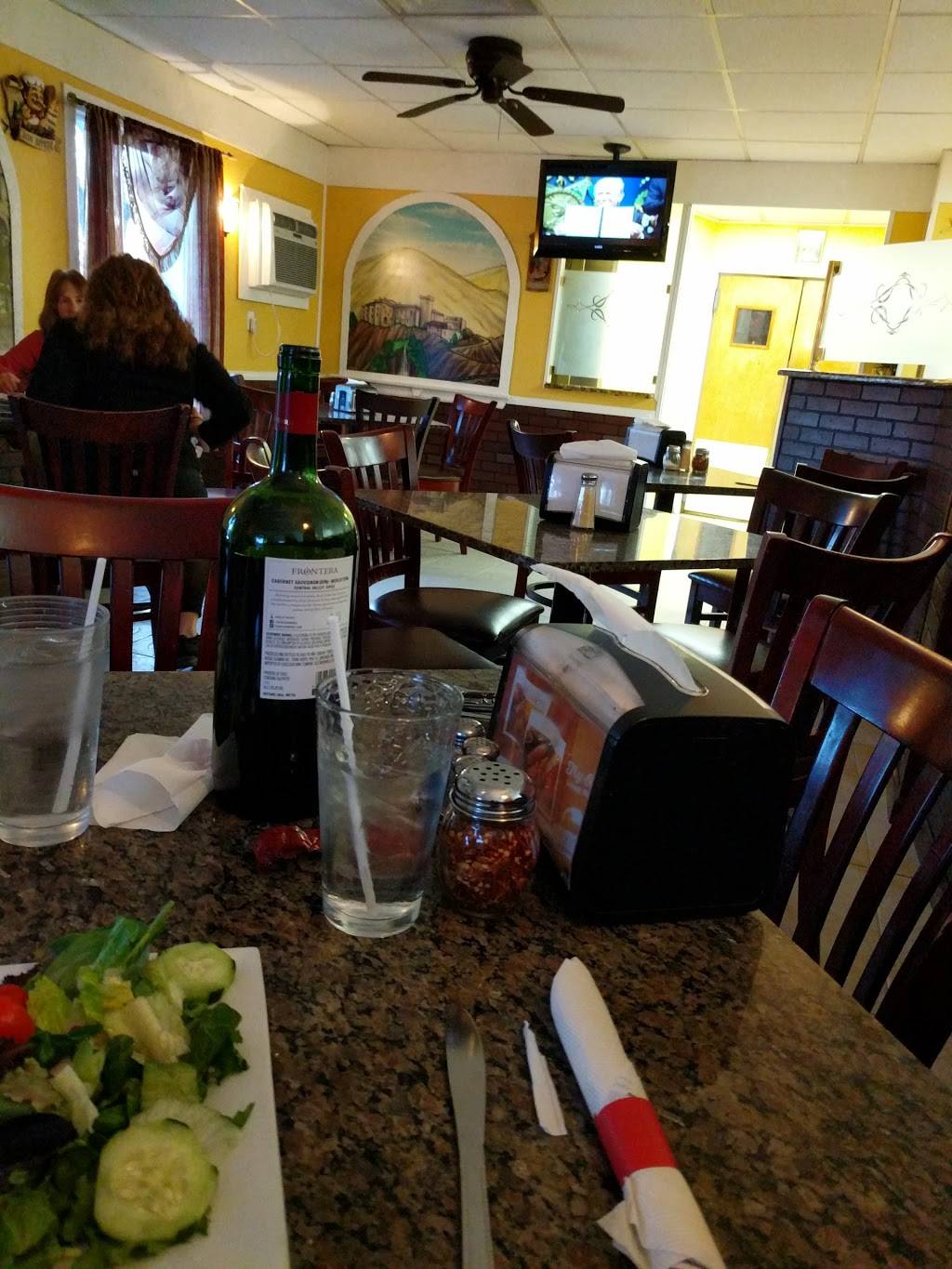 Mario & Franks II | restaurant | 231 4th St # 1, Fieldsboro, NJ 08505, USA | 6093242737 OR +1 609-324-2737