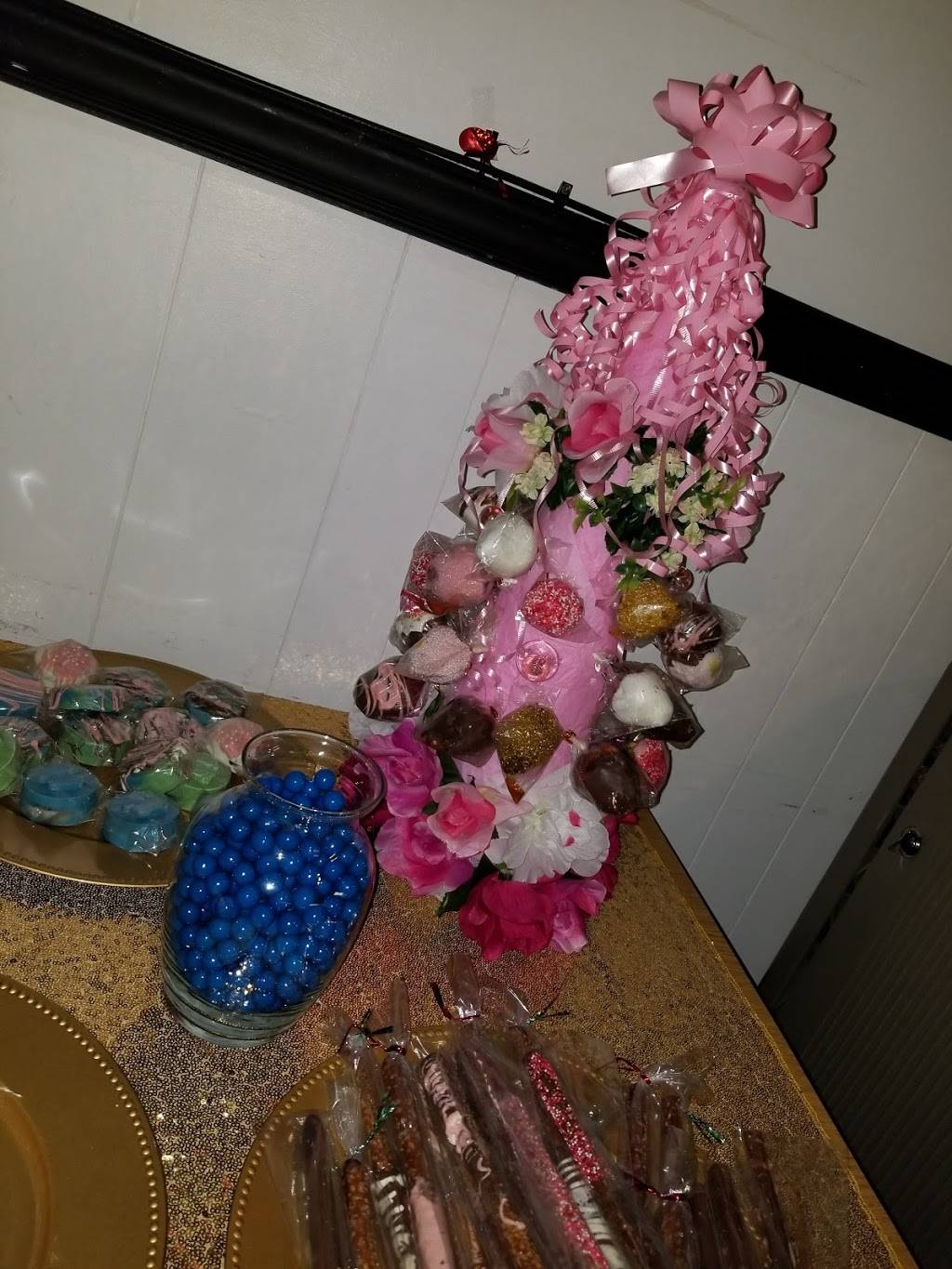 Calypsos Cafe | restaurant | 575 E 140th St, Cleveland, OH 44110, USA | 2167611509 OR +1 216-761-1509