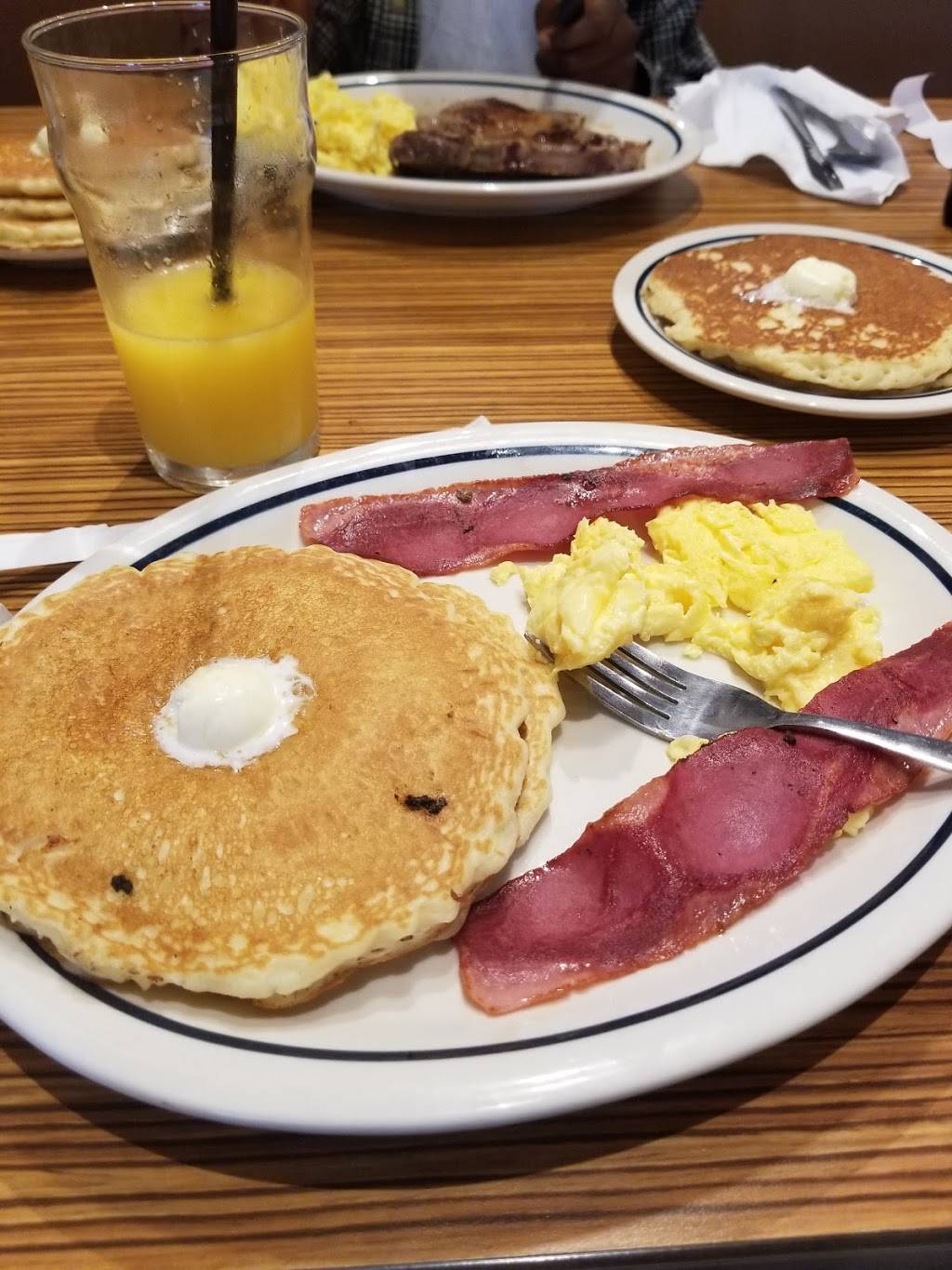 IHOP | restaurant | 6737 Reading Rd, Rosenberg, TX 77471, USA | 2817502691 OR +1 281-750-2691