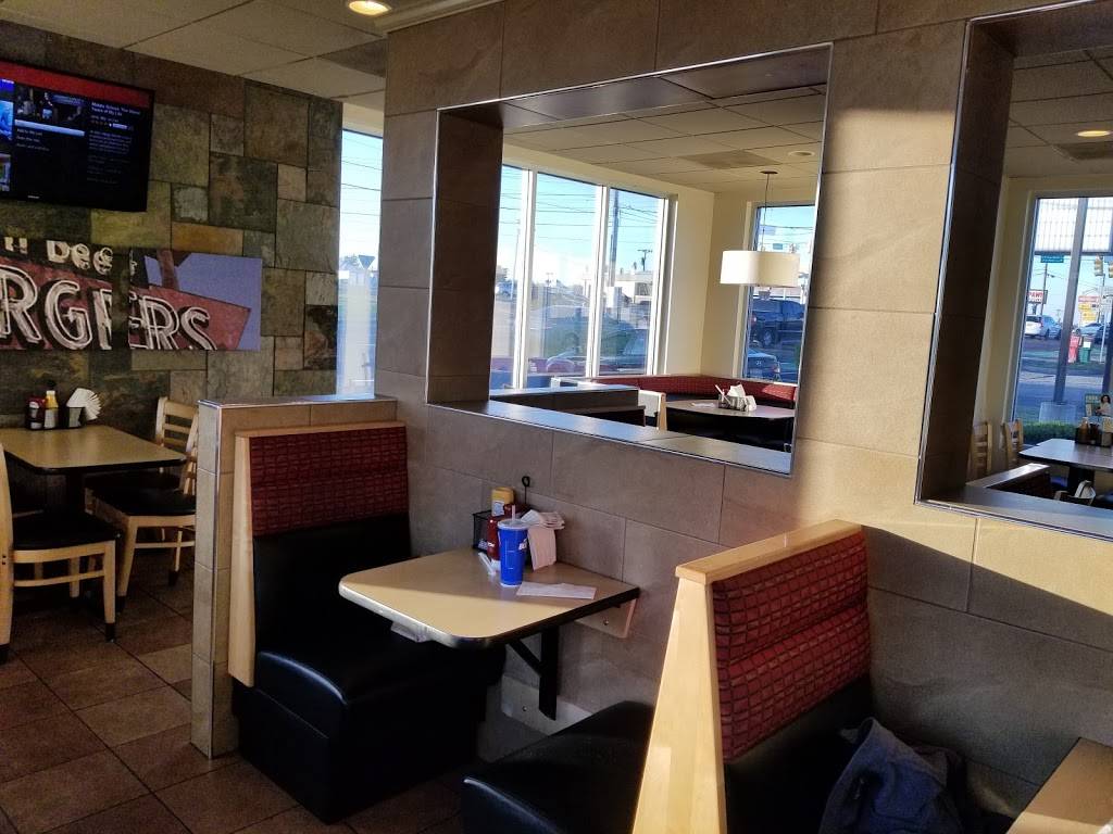 Dairy Queen Grill & Chill | restaurant | 1209 Gallatin Pike S, Madison, TN 37115, USA | 6158680037 OR +1 615-868-0037