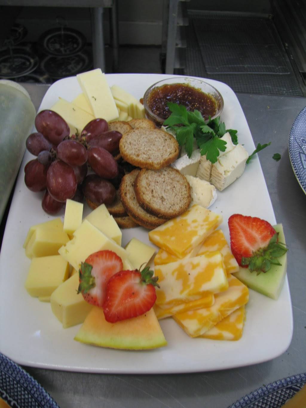 Dunbar House Restaurant & Tea Room | cafe | 1 Water St, Sandwich, MA 02563, USA | 5088332485 OR +1 508-833-2485