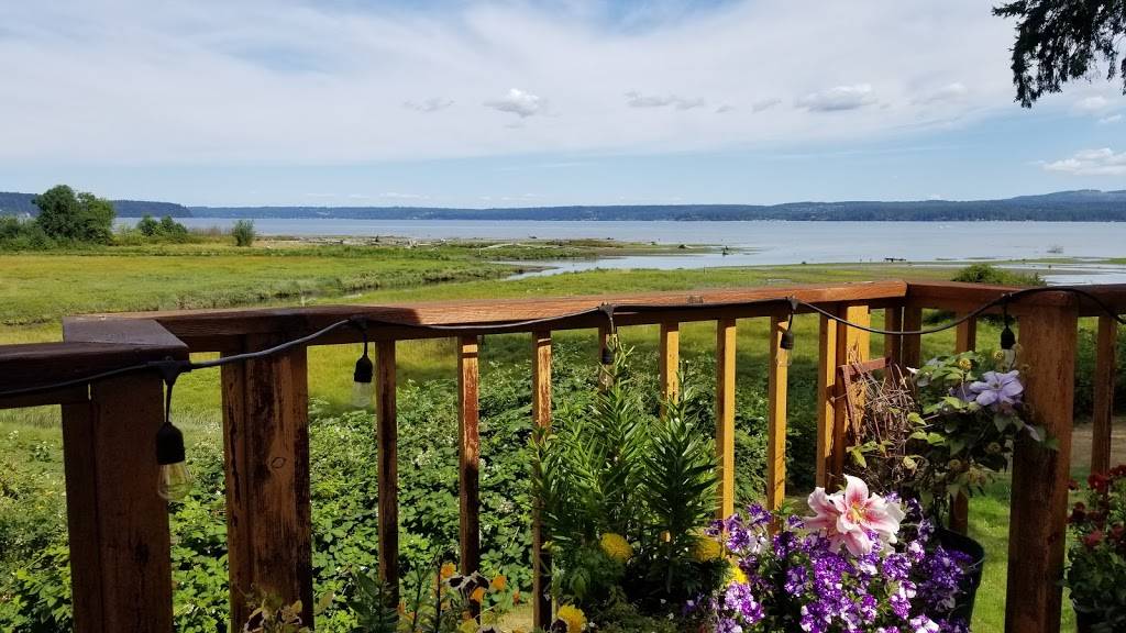 Geoduck Family Restaurant | night club | 307103 US-101, Brinnon, WA 98320, USA | 3607964430 OR +1 360-796-4430