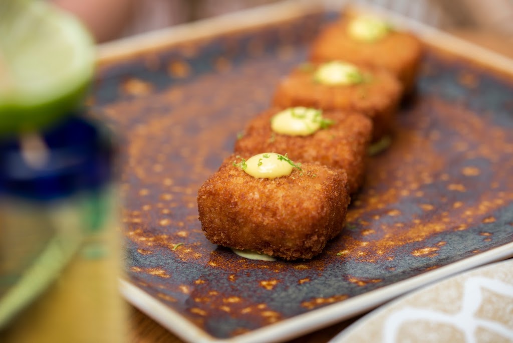 Mehzcla Restaurant South Beach | restaurant | The Balfour Hotel, 350 Ocean Dr, Miami Beach, FL 33139, USA | 7862573660 OR +1 786-257-3660