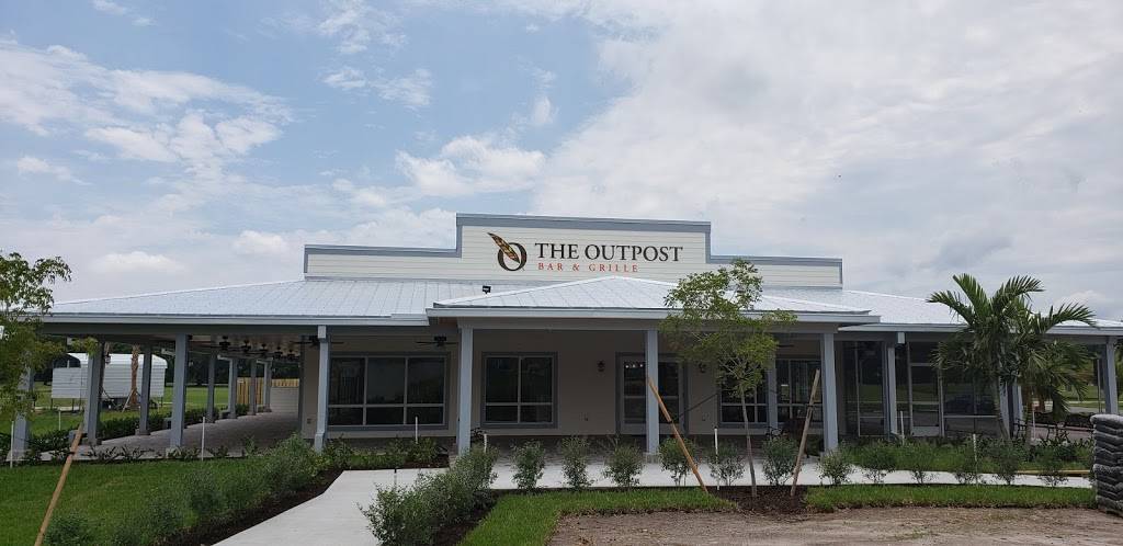 The Outpost Bar and Grille | restaurant | 14057 SW Golf Club Dr, Indiantown, FL 34956, USA | 7725973790 OR +1 772-597-3790