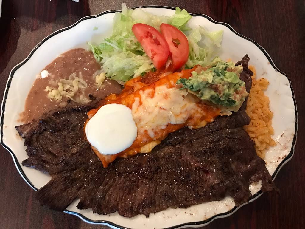 Albas Restaurant | restaurant | 1825 W Chicago Ave, Chicago, IL 60622, USA | 3122650818 OR +1 312-265-0818