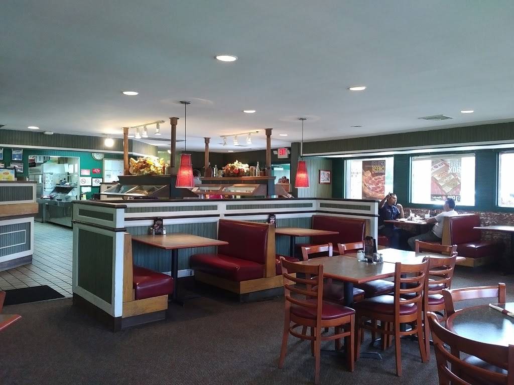 Pizza Hut | restaurant | 18509 Woodfield Rd, Gaithersburg, MD 20879, USA | 3019907505 OR +1 301-990-7505