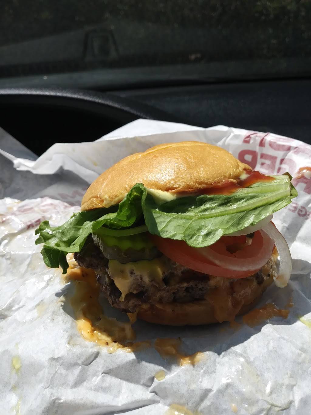 Smashburger | restaurant | 602 Huntington Dr, Monrovia, CA 91016, USA | 6264080311 OR +1 626-408-0311