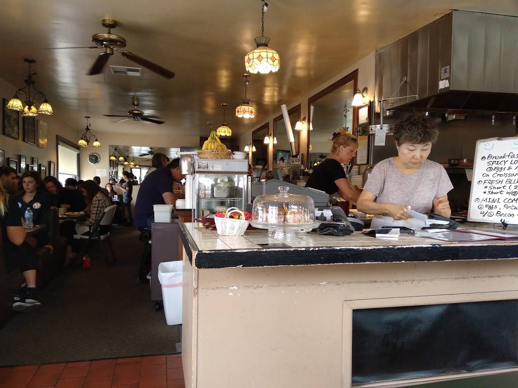 Garretts Old Fashioned Restaurant | restaurant | 2001 State St, Santa Barbara, CA 93105, USA | 8055690400 OR +1 805-569-0400