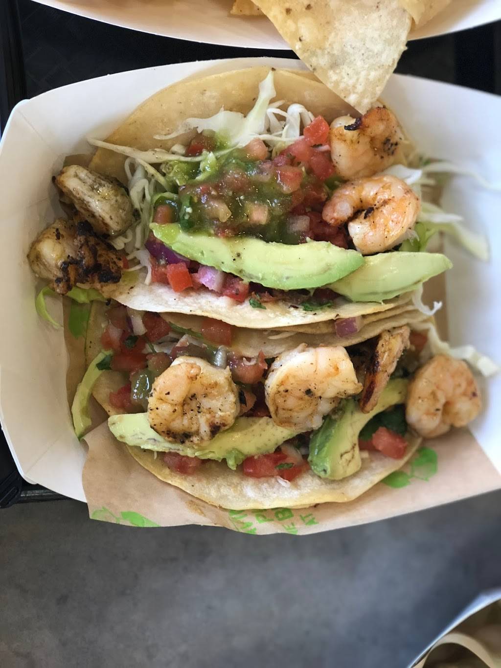 Baja Fresh | restaurant | 1020 Shaw Ave Ste B, Clovis, CA 93612, USA | 5593227000 OR +1 559-322-7000