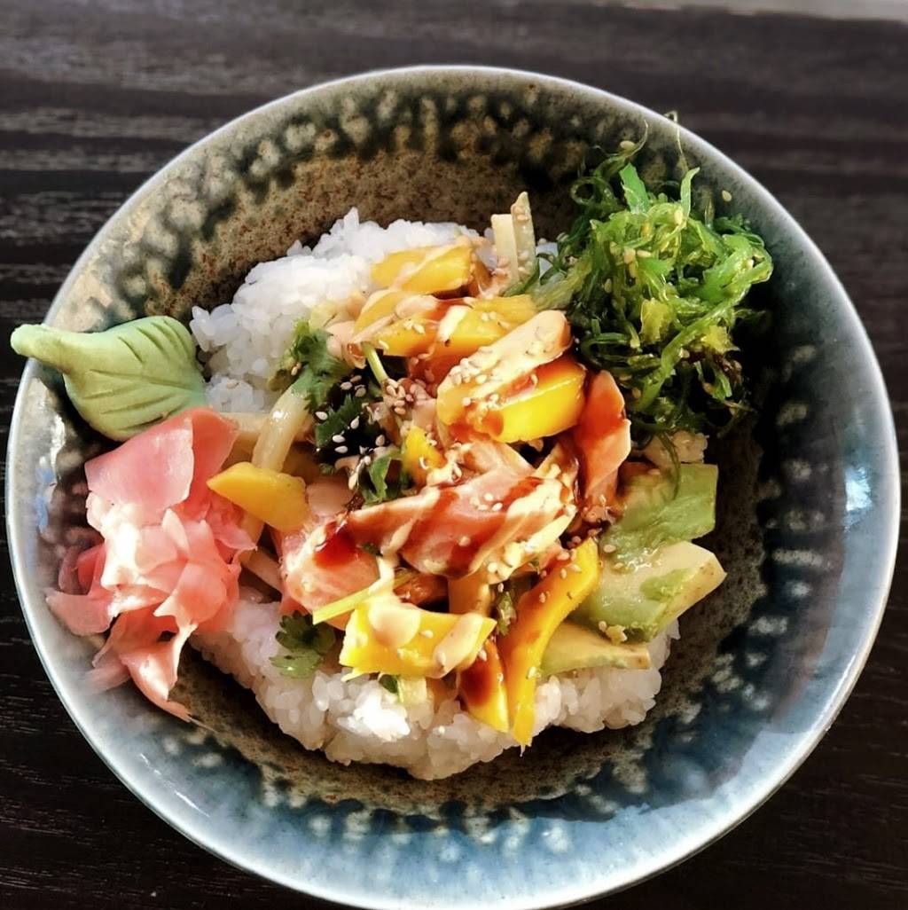 Formosa | restaurant | 221 E College St, Iowa City, IA 52240, USA | 3193388880 OR +1 319-338-8880