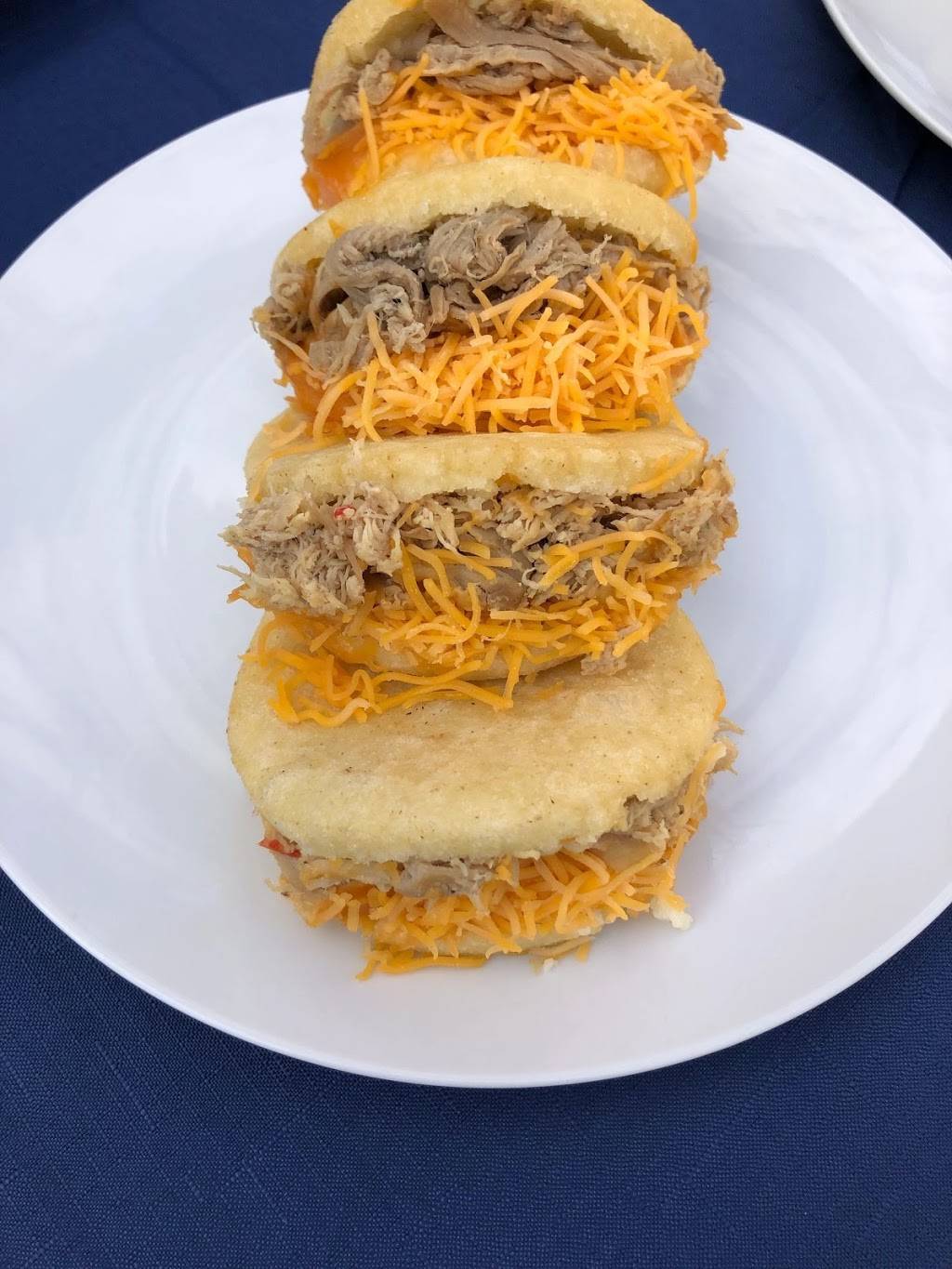 Arepa Soundtracks Venezuelan Cuisine | restaurant | 2113 N 120th Dr, Avondale, AZ 85392, USA | 4803882122 OR +1 480-388-2122