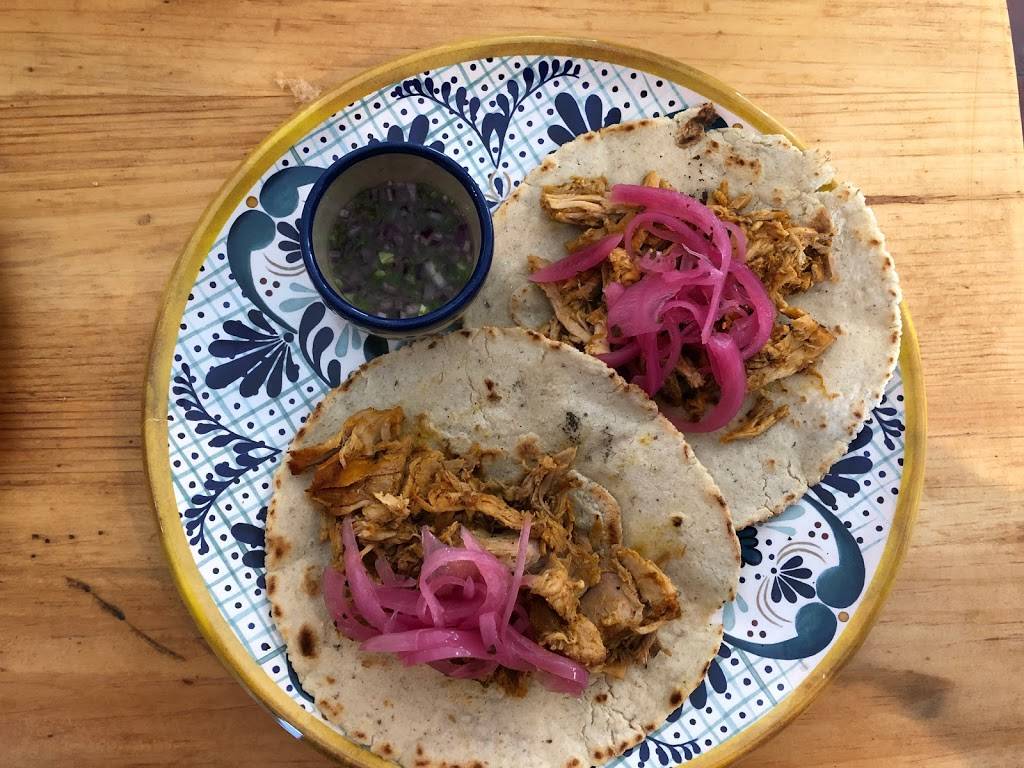 Polanquito | restaurant | 404 Shepherd Dr, Houston, TX 77007, USA | 7134854047 OR +1 713-485-4047