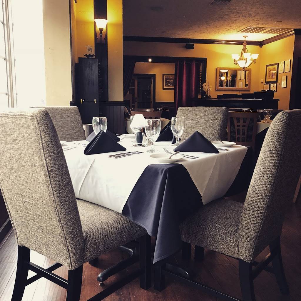 Michael Johns Restaurant (MJs) | restaurant | 1040 Carlton Arms Blvd, Bradenton, FL 34208, USA | 9417478032 OR +1 941-747-8032