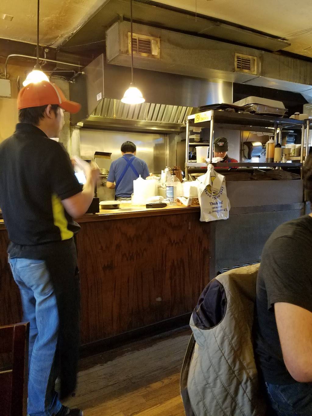 York St Noodle House | restaurant | 166 York St, New Haven, CT 06511, USA | 2037769675 OR +1 203-776-9675