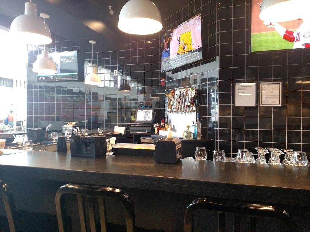 &pizza | restaurant | DULLES I Concourse C Gate C28, Sterling, VA 20166, USA | 2028398576 OR +1 202-839-8576