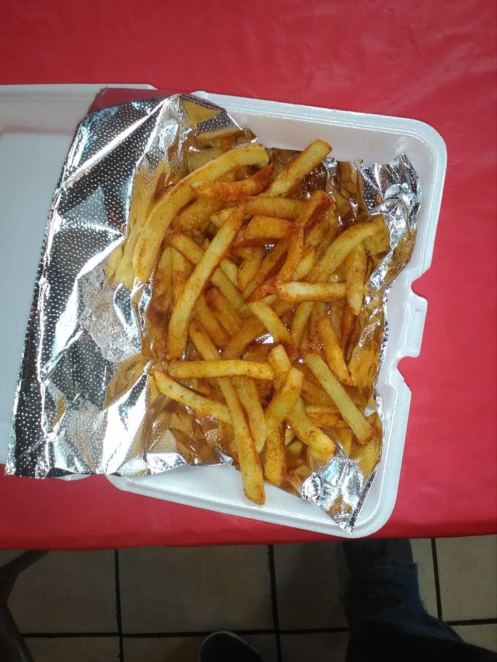 Big Bens D & M Restaurant at the Depot | restaurant | 600 Quartermaster Ct, Jeffersonville, IN 47130, USA | 8122844453 OR +1 812-284-4453