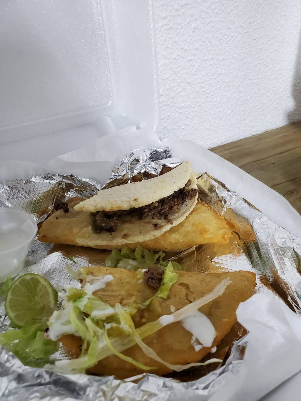 Taco Canasta | restaurant | 2240 W Walnut Hill Ln, Irving, TX 75038, USA | 9723385616 OR +1 972-338-5616