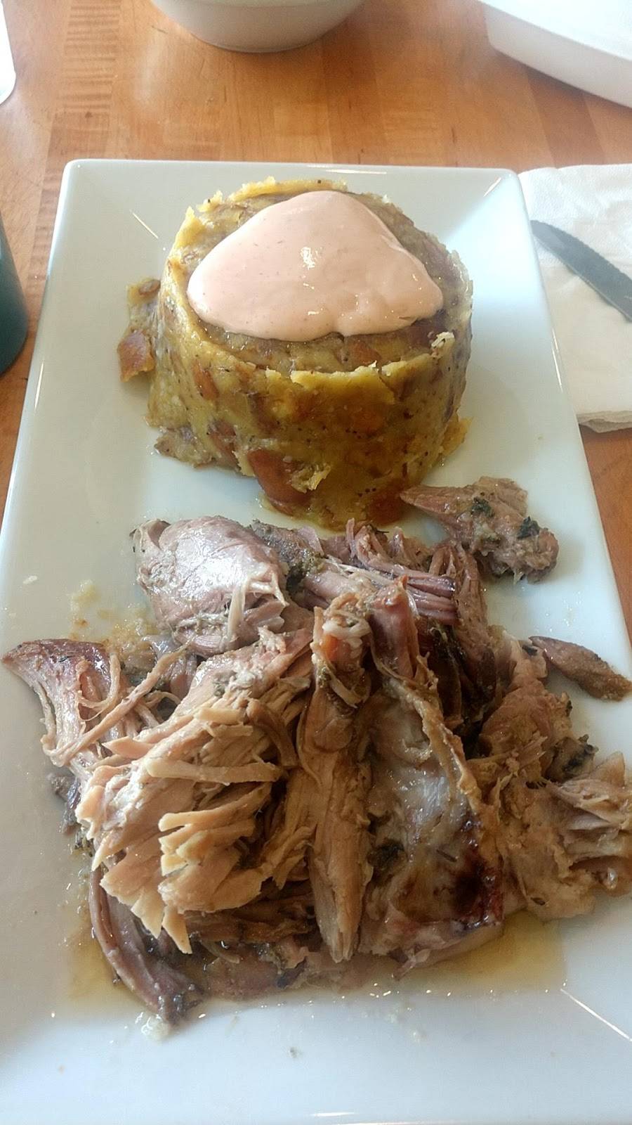 Las Delicias | restaurant | 552 Westcott St, Syracuse, NY 13210, USA | 3154220208 OR +1 315-422-0208