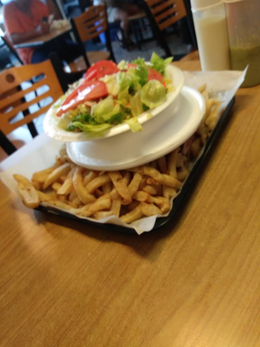 Lolas Chicken | restaurant | 14851 Victory Blvd, Van Nuys, CA 91411, USA | 8189882181 OR +1 818-988-2181