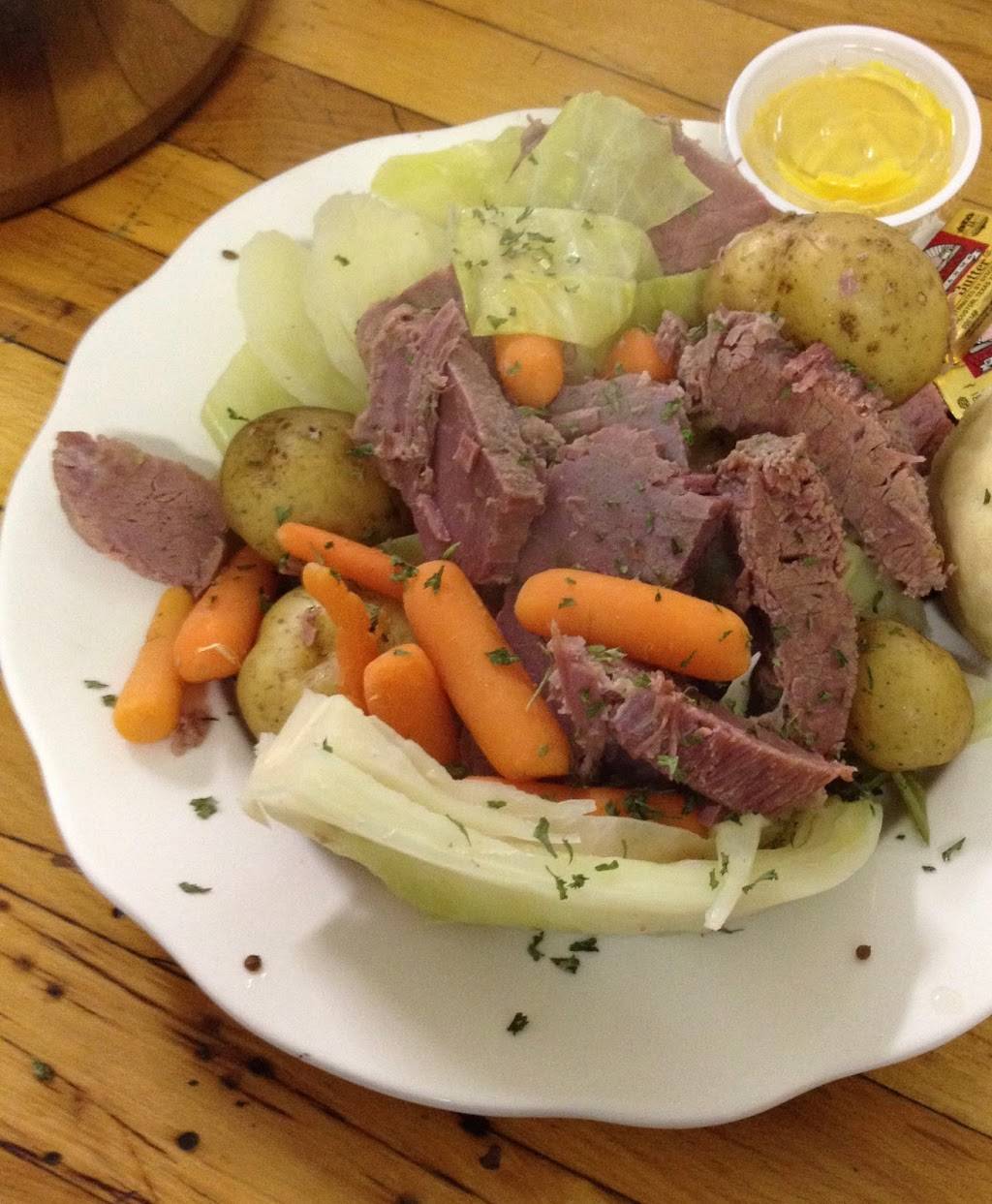 Jack Ryans Tavern | restaurant | 825 Atlantic Ave, Rochester, NY 14609, USA | 5852889037 OR +1 585-288-9037