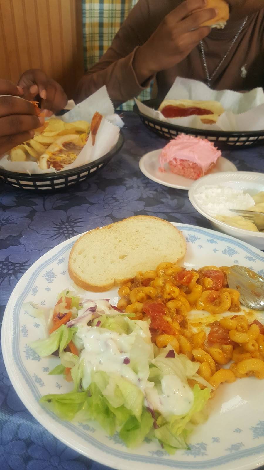 Gospel Cafe | restaurant | 825 S 10th St, Waco, TX 76706, USA | 2547535916 OR +1 254-753-5916