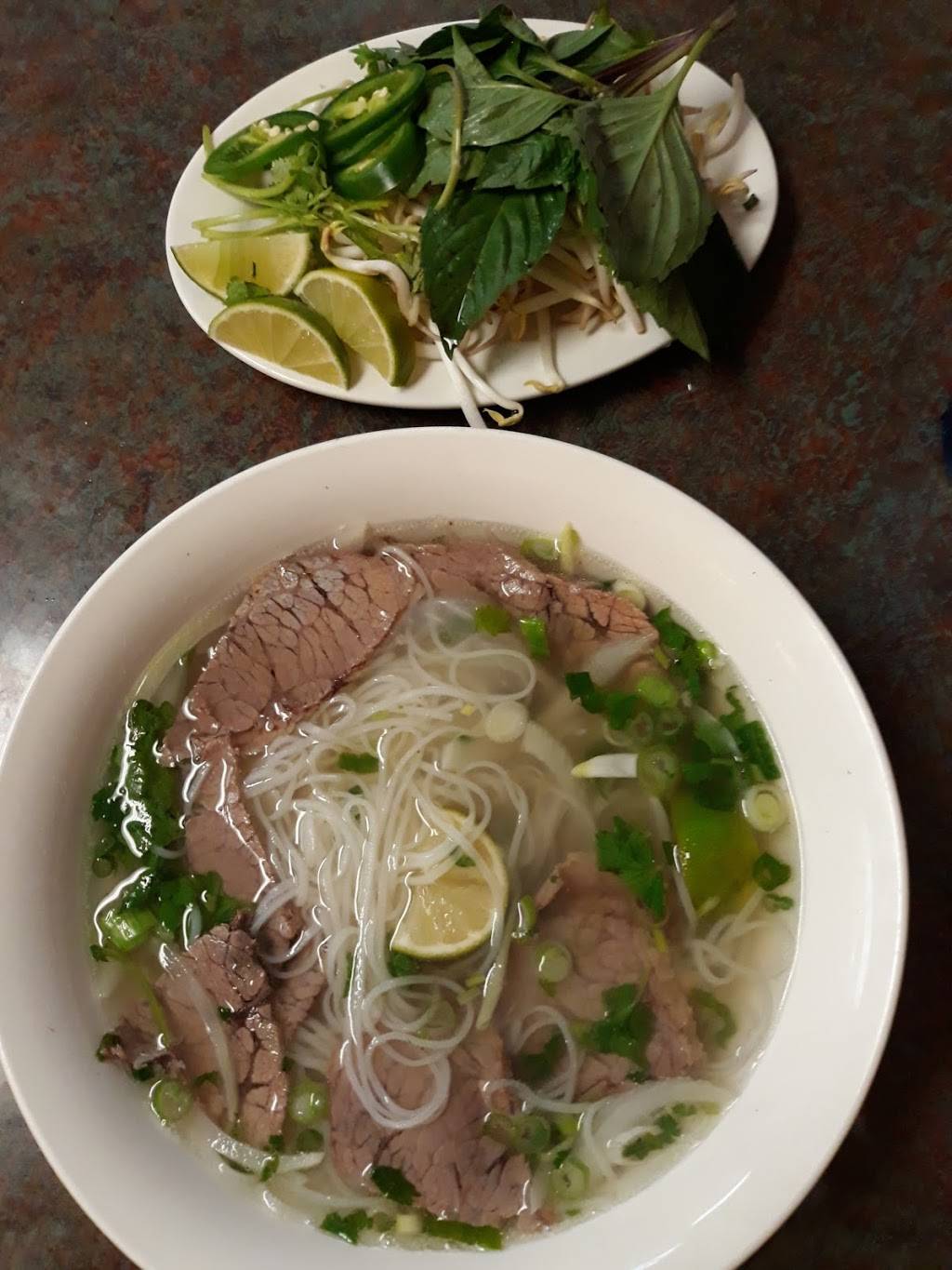 Ba Le Restaurant | restaurant | 11404 Shiloh Rd # 101, Dallas, TX 75228, USA | 9726132960 OR +1 972-613-2960