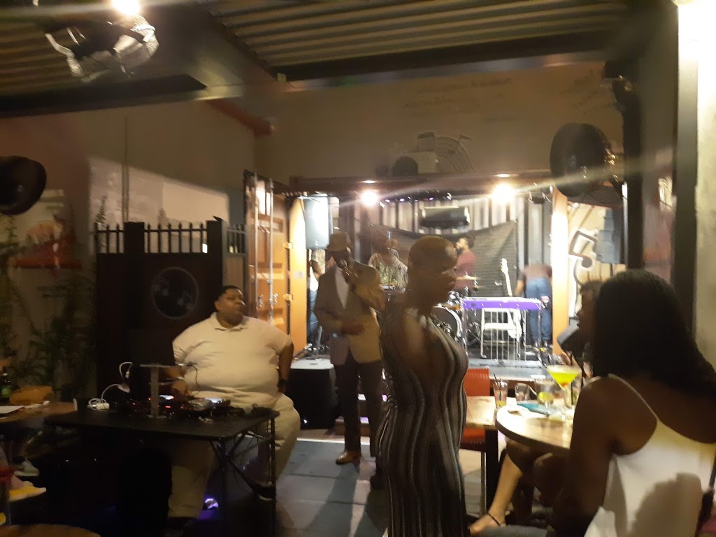 New York Subs and Wings and Cheesesteaks | restaurant | 107 SW 6th St, Fort Lauderdale, FL 33301, USA | 7542233570 OR +1 754-223-3570