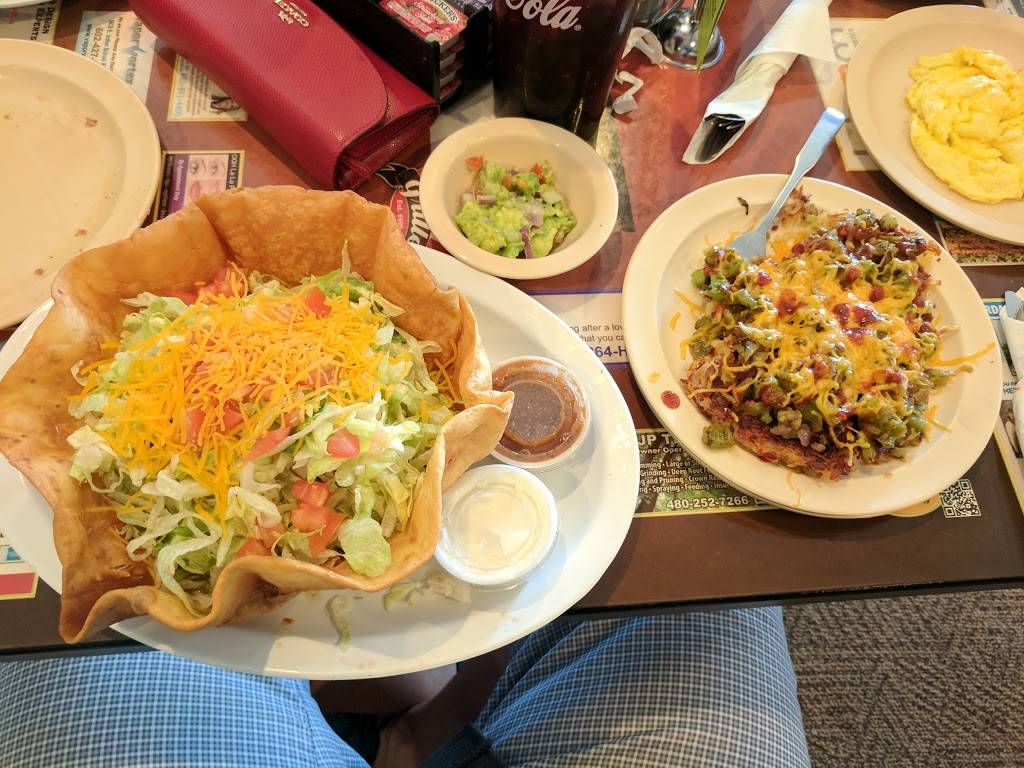 Ranch House Grille | restaurant | 5618 E Thomas Rd, Phoenix, AZ 85018, USA | 4809461290 OR +1 480-946-1290