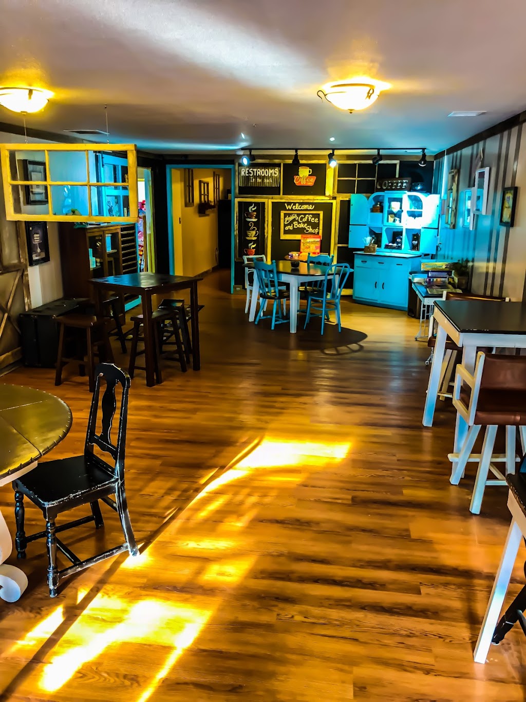 Brewed Awakening Coffee & Bake Shop | cafe | 110 N Interocean Ave, Holyoke, CO 80734, USA | 9708542253 OR +1 970-854-2253